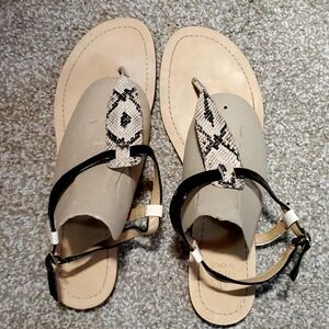 Saks Fifth Avenue Beige and Black Sandals